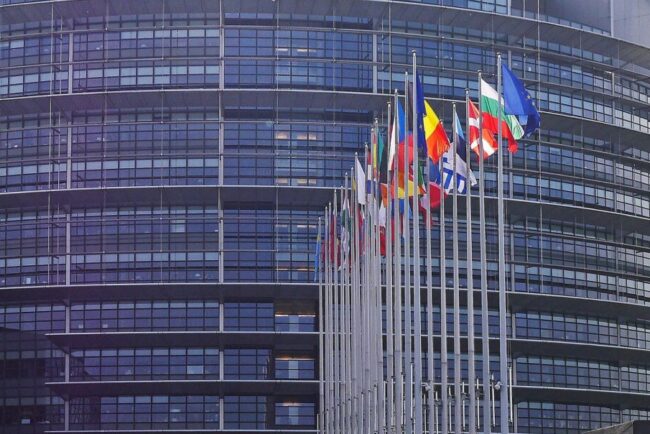 ue-majoreaza-tarifele-pentru-importurile-de-otel-extracomunitar-/-tarife-duble-si-cote-reduse-pentru-a-proteja-industria-europeana