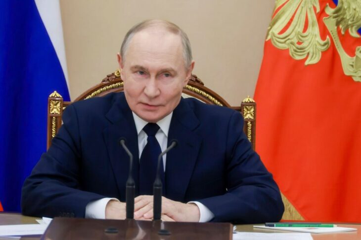 cum-arata-vladimir-putin-in-filmul-american-vrajitorul-de-la-kremlin.-cine-il-joaca-pe-presedintele-rus