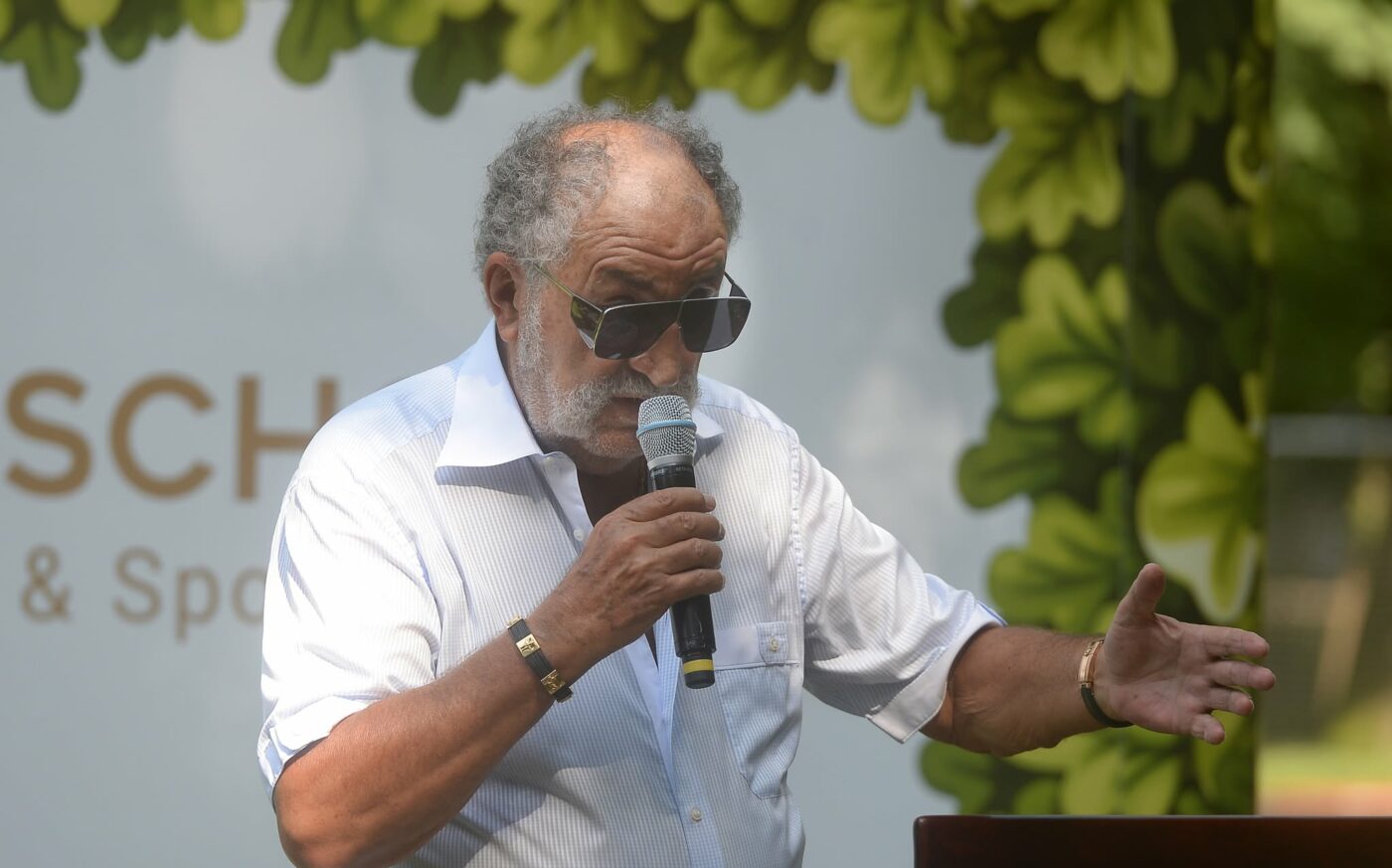 ion-tiriac-le-a-spus-o-in-fata-italienilor:-valoreaza-cel-putin-100-de-milioane-de-euro-pe-an!