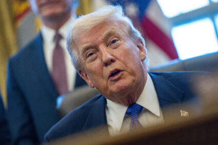 m-am-abtinut-sa-l-concediez.-trump-ameninta-ca-l-va-demite-pe-seful-rezervei-federale-daca-nu-pleaca-la-timp