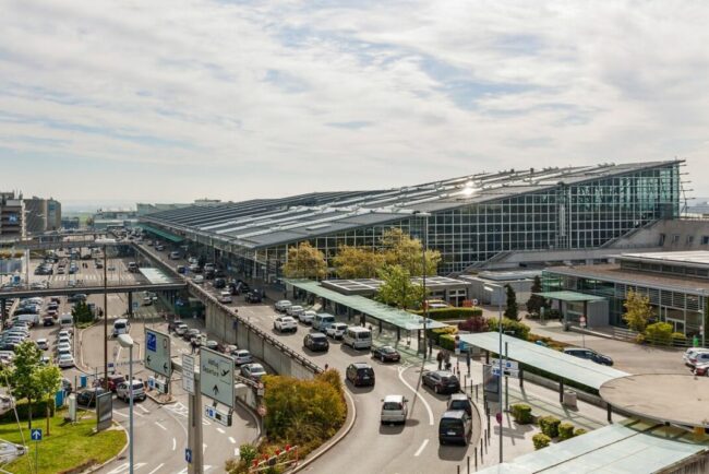 suma-colosala-pe-care-a-trebuit-sa-o-achite-un-roman-pe-aeroportul-din-stuttgart,-desi-avea-bilet