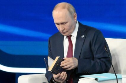 kremlinul-ia-act-de-criticile-aparute-dupa-ce-un-blogger-l-a-avertizat-pe-putin-ca-rusii-stramtorati-ar-putea-sa-se-revolte