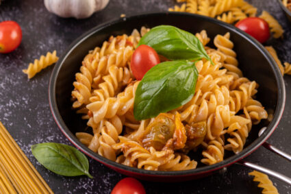nutritionistii-dezvaluie:-asta-fac-italienii-ca-sa-manance-paste-in-fiecare-zi-si-sa-nu-se-ingrase