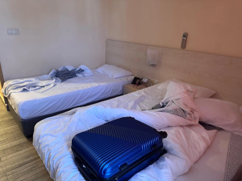 ce-trebuie-sa-faci-mereu-cand-intri-intr-o-camera-de-hotel:-dureaza-5-secunde