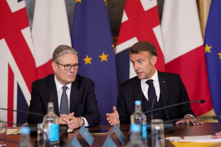 regatul-unit-si-franta-vor-conduce-o-misiune-militara-defensiva-pentru-protejarea-transportului-maritim-in-stramtoarea-ormuz.-ce-declara-starmer-si-macron