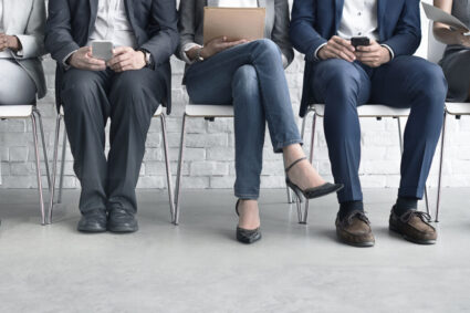 domeniile-in-care-salariul-ajunge-pana-la-10000-de-lei,-in-romania.-nu-necesita-studii-superioare