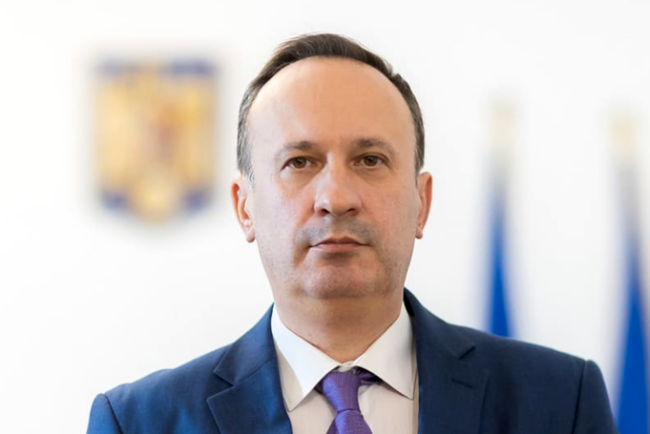 adrian-caciu:-dobanzile-la-care-se-imprumuta-romania-pe-termen-lung-sunt-mai-mici-cu-4%-decat-in-urma-cu-un-an!