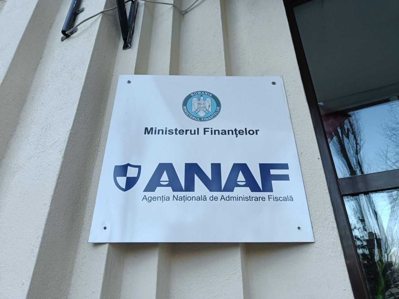 anaf-vrea-sa-desfiinteze-jumatate-din-unitatile-fiscale-din-tara.-ce-se-intampla-cu-angajatii