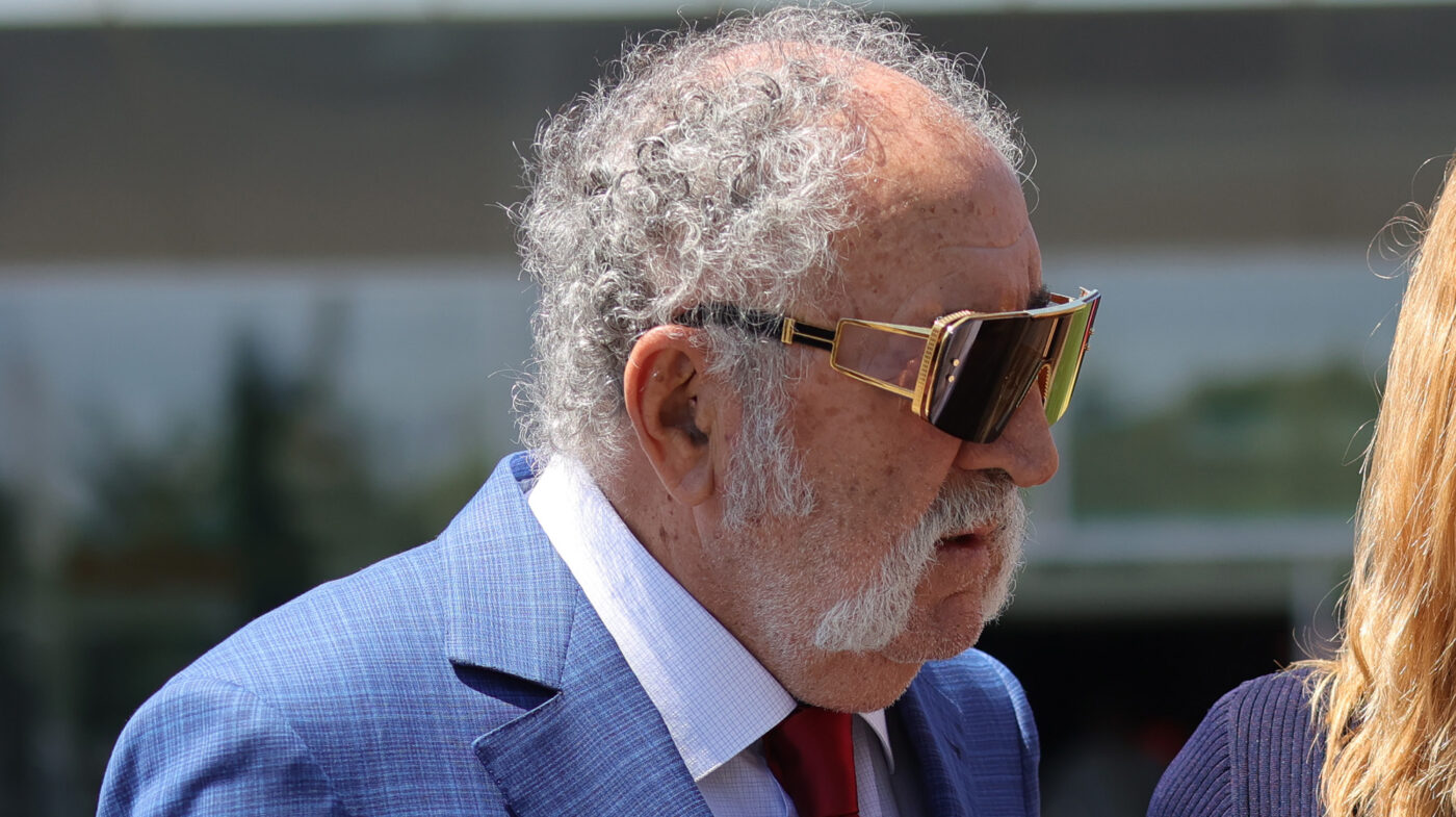 ion-tiriac-e-total-impresionat-de-ce-au-realizat-chinezii-vorbesti-cu-masina.-ii-spui-unde-sa-te-duca-si-te-duce