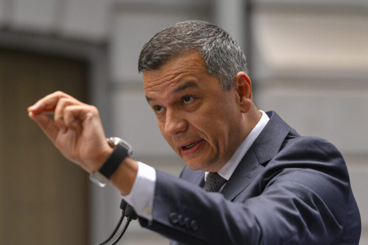 surse:-ministrii-psd-isi-vor-depune-demisiile-la-ora-14:00.-cine-sunt-cei-sase-ministri-psd-care-pleaca-din-executiv