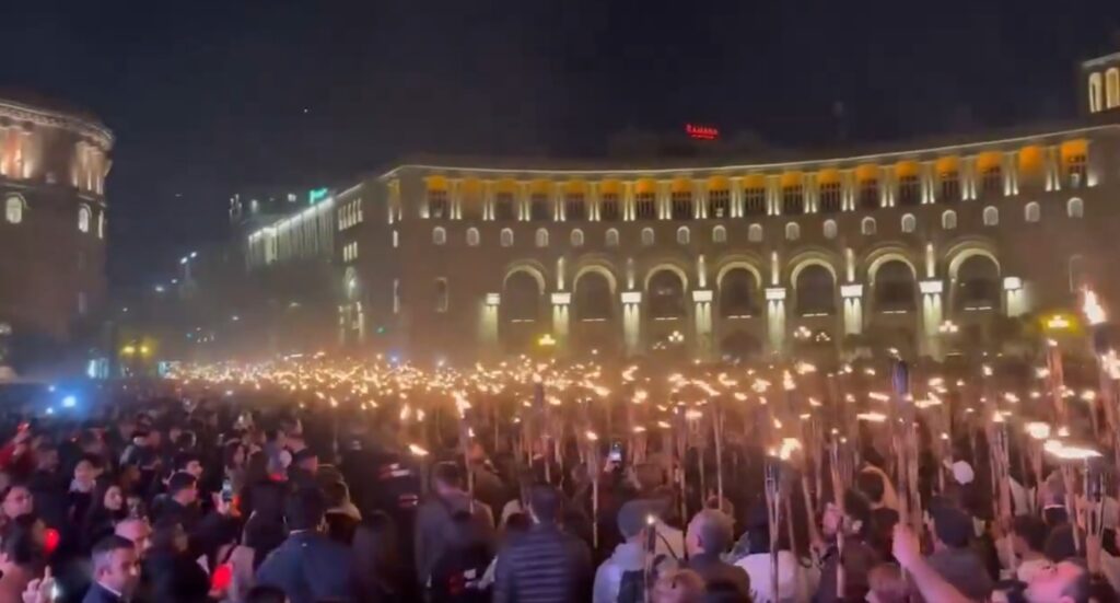 armenia-marcheaza-111-ani-de-la-genocidul-armean,-tensiunile-cu-turcia-raman-nerezolvate