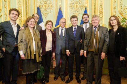 scandalul-diplomei-de-licenta-a-lui-nicusor-dan-se-muta-in-franta