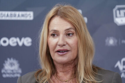 parteneriat-intre-mae-si-cosr-pentru-anul-nadia-comaneci.-peste-200-de-documente-diplomatice-vor-fi-facute-publice