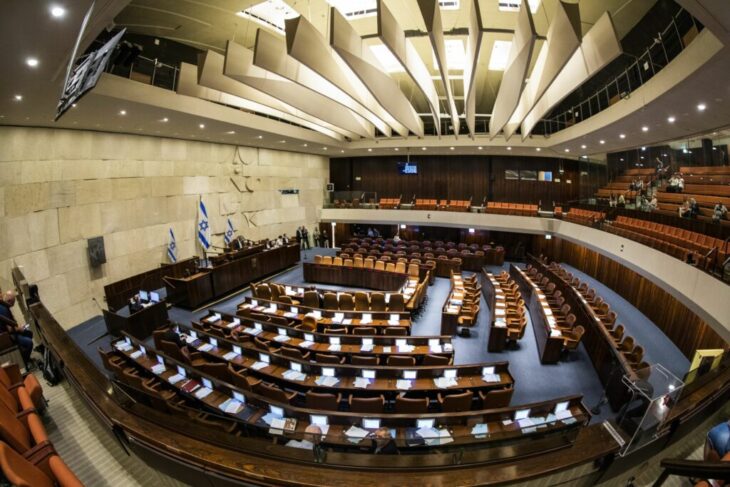 doi-fosti-premieri-israelieni-formeaza-o-coalitie-anti-netanyahu