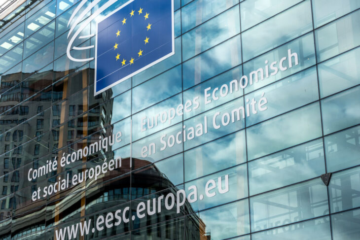 euractiv:-organismul-care-se-ocupa-de-politicile-ue,-afectat-de-acuzatii-de-coruptie