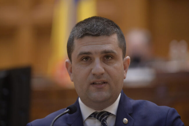 miruta:-nu-merge-si-in-car-si-in-caruta-psd-nu-poate-vota-cu-aur-si-sa-spuna-ca-nu-are-treaba-cu-aur
