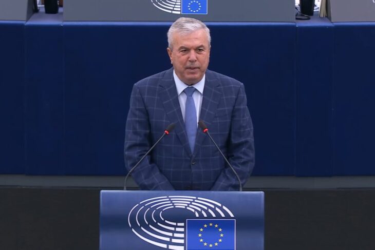 razboiul-politic-din-romania-se-muta-in-parlamentul-european.-un-europarlamentar-roman-a-criticat-un-lider-european