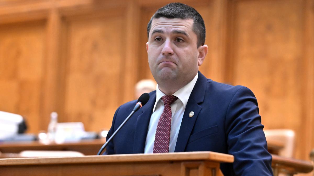 radu-miruta-nu-stie-cat-da-romania-pe-dobanzi-la-programul-safe.-tara-se-imprumuta-pe-40-de-ani-de-17-miliarde-de-euro