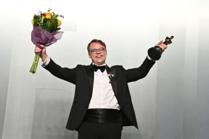 regizorul-filmului-impotriva-lui-putin-si-a-pierdut-premiul-oscar-in-timpul-unui-zbor