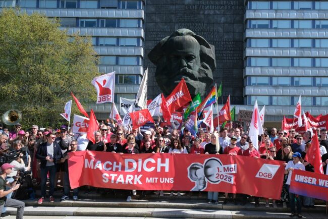 manifestatii-de-ziua-muncii-in-intreaga-lume-din-cauza-scumpirilor