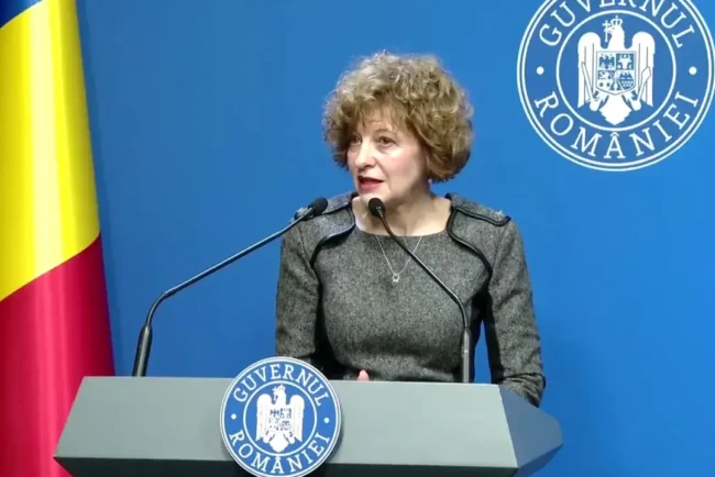 oana-gheorghiu-ii-ironizeaza-pe-parlamentarii-carora-le-a-scris-cum-sa-voteze-la-motiune:-imi-cer-scuze-public