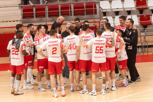 dinamo-bucuresti-a-reusit-eventul-dupa-ce-a-castigat-al-22-lea-titlu-din-istorie