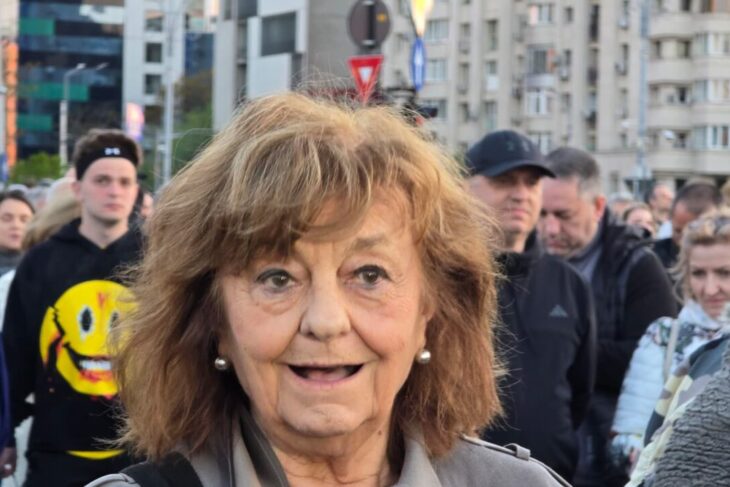 ana-blandiana,-apel-catre-parlamentarii-care-vor-vota-motiunea-impotriva-guvernului-bolojan:-au-posibilitatea-sa-fie-crezuti-ca-le-pasa-de-tara