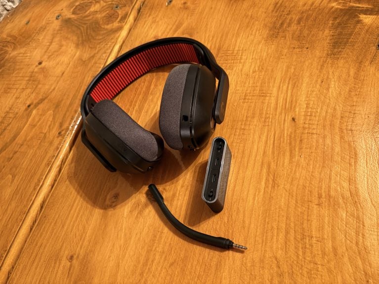 casti-de-gaming-wireless:-libertate-fara-lag,-daca-stii-ce-sa-alegi
