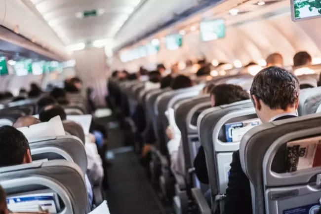de-ce-ti-se-schimba-locul-in-avion-inainte-de-imbarcare:-explicatia-unui-specialist-in-aviatie.-„sunt-doua-explicatii”