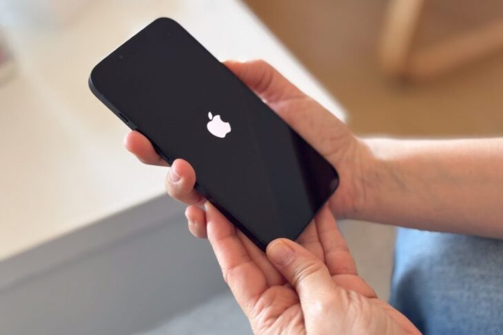 setarile-ascunse-din-ios-care-iti-urmaresc-activitatea:-ce-trebuie-sa-dezactivezi-chiar-acum