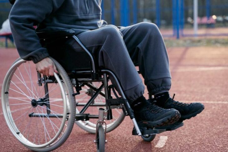 care-este-diferenta-dintre-indemnizatia-de-handicap-si-pensia-de-invaliditate.-cand-ai-voie-sa-lucrezi-legal