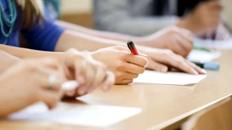 unde-poti-da-simulari-pentru-evaluarea-nationala-in-bucuresti,-cum-te-ajuta-si-cand-ar-trebui-sa-incepi