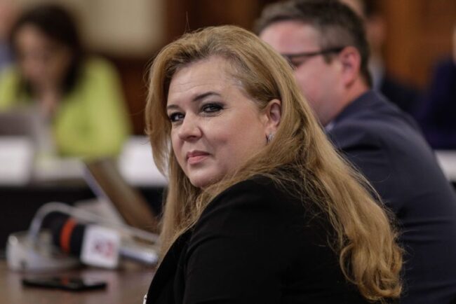 ce-face-roberta-anastase-dupa-ce-a-plecat-din-politica.-a-ajuns-intr-o-pozitie-cheie-in-domeniul-financiar