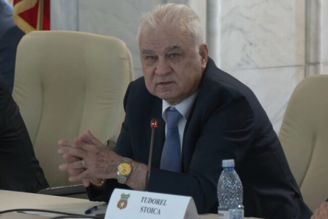 fostul-selectioner,-anghel-iordanescu,-s-a-ratacit-prin-parlament