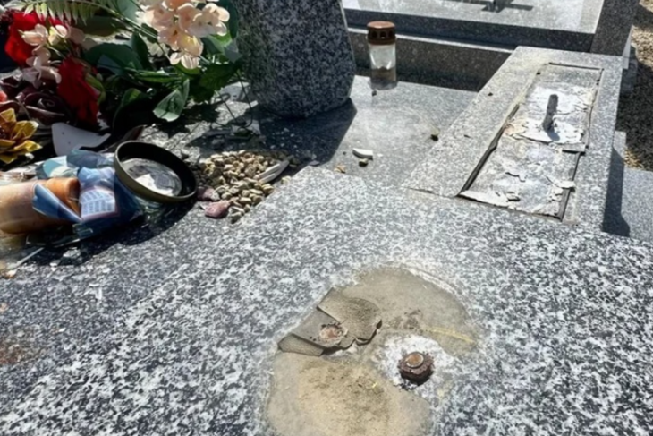doi-romani-au-jefuit-15-cimitire-in-franta.-compatriotii-au-despodobit-monunente-funerare-de-zorzoanele-de-bronz,-efigii,-si-statuete