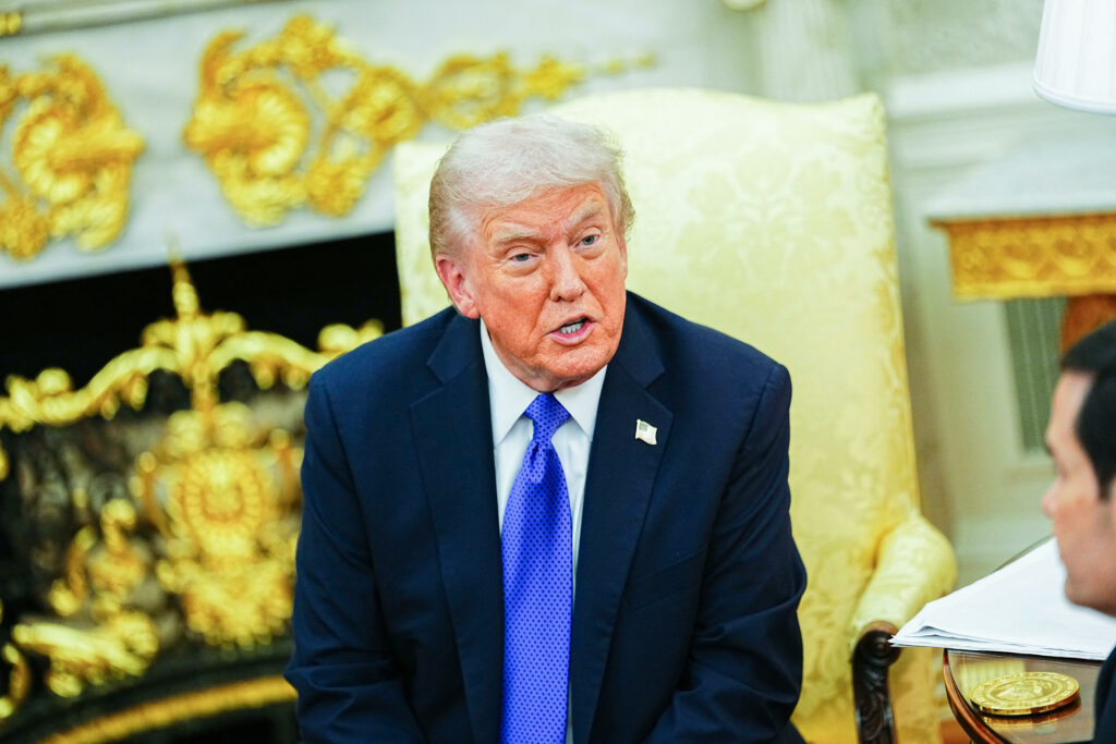 trump-sustine-ca-a-avut-o-discutie-excelenta-cu-ursula-von-der-leyen,-dar-lanseaza-noi-amenintari