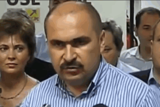 (video)-imagini-de-arhiva-cu-ilie-bolojan-cand-aprindea-lumina-aliantei-cu-psd.-cum-le-multumea-votantilor-usl