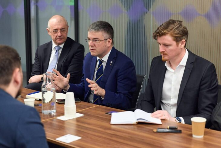 de-ce-s-a-dus-la-kiev-ministrul-roman-al-economiei,-irineu-darau:-am-discutat-despre-protectia-impotriva-atacurilor-cibernetice