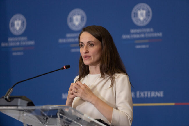 oana-toiu-de-ziua-independentei-nationale-a-romaniei:-independenta-nu-a-insemnat-niciodata-izolare