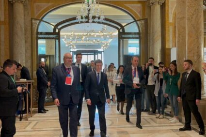 avem-de-ales-intre-europa-si-sua?-raspunsul-lui-nicusor-dan:-dezbaterile-sunt-pasionale