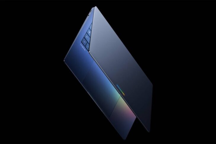 google-pregateste-laptopul-destept-care-intelege-ce-faci-pe-el.-googlebook-va-combina-ai-ul-gemini,-android-si-chrome-os