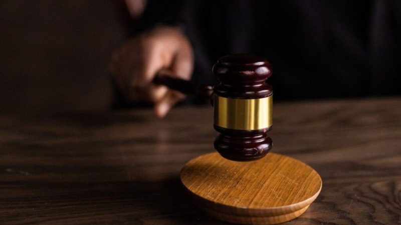 decizie-istorica-in-italia.-un-copil-a-fost-recunoscut-legal-cu-doi-tati-si-o-mama