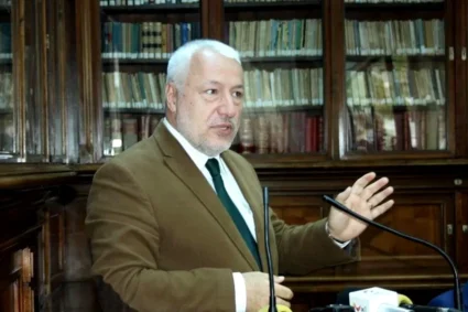 fostul-consilier-prezidential-iulian-fota-cere-televiziunilor-sa-nu-il-mai-sune:-nu-pot-sa-ma-pliez-pe-mesajul-festivist-pe-chestiunea-b9