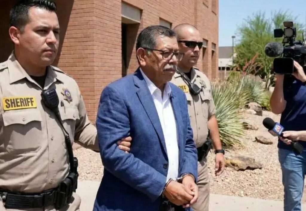 fostul-sef-al-politiei-din-sinaloa,-in-fata-instantei-americane:-lua-100.000-de-dolari-pe-luna-de-la-los-chapitos”-ca-sa-avertizeze-cartelul-despre-raiduri