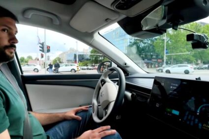 video-|-uber-lanseaza-in-europa-taxiul-fara-sofer.-prima-tara-in-care-masinile-se-comanda-deja-din-aplicatie