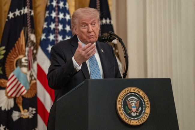 trump-ameninta-iranul:-ceasul-ticaie.-negocierile-pentru-oprirea-razboiului,-in-impas