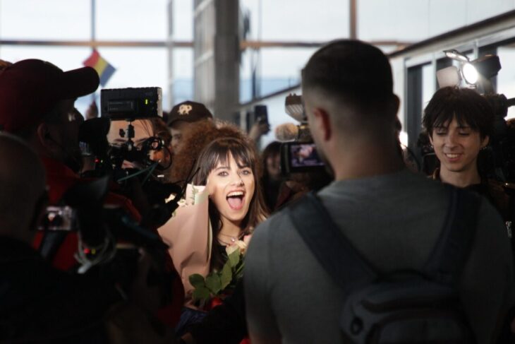 alexandra-capitanescu-a-revenit-in-romania-dupa-performanta-istorica-de-la-eurovision-2026:-suntem-castigatorii-inimilor