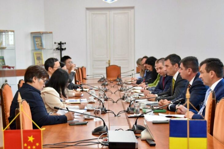 ministrul-interimar-al-agriculturii,-dupa-intalnirea-cu-ambasadorul-chinei:-vom-sprijini-eforturile-de-dezvoltare-a-relatiilor-comerciale