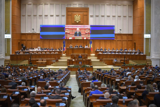 e-factura-pentru-drepturile-de-autor-si-agricultori,-eliminata-in-parlament-cu-vot-comun-psd-–-pnl