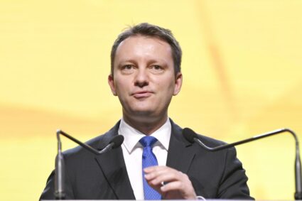 avertisment-dur-pentru-viitorul-executiv:-bruxelles-ul-poate-taia-miliardele-romaniei